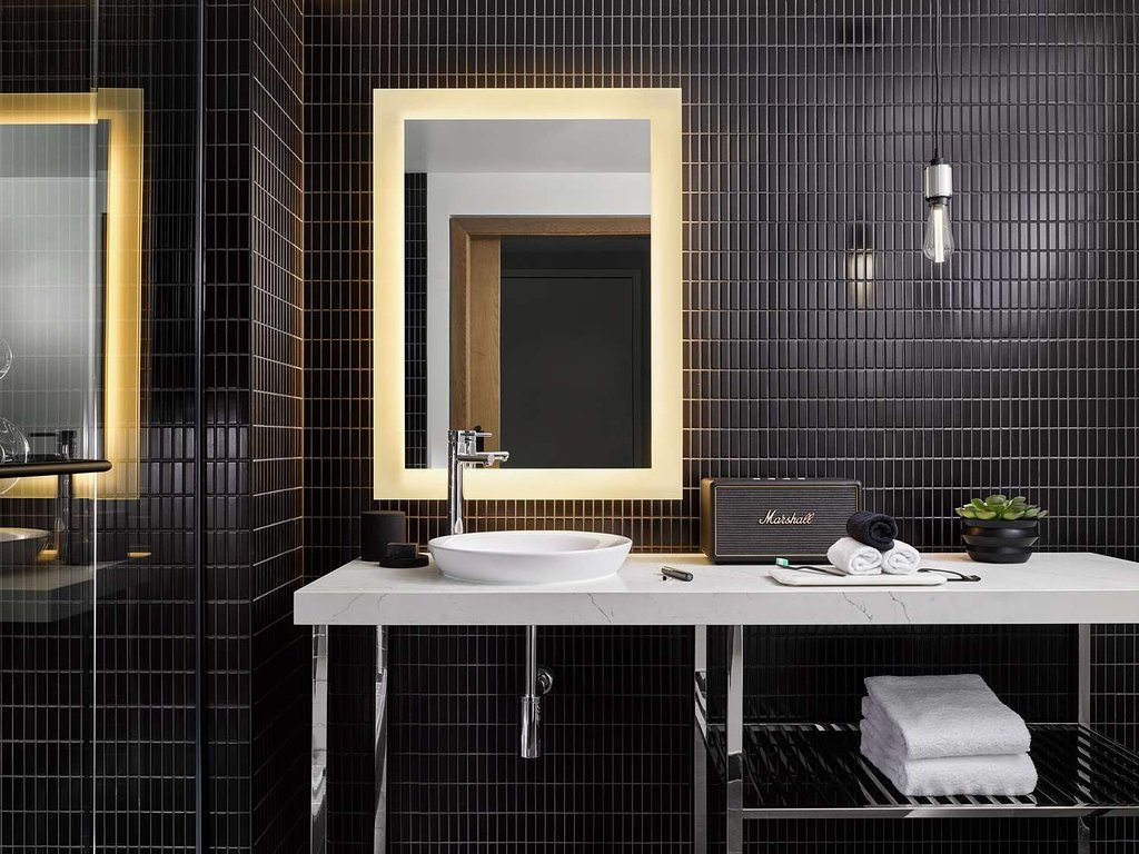 The Sound Hotel, Tapestry Collection by Hilton